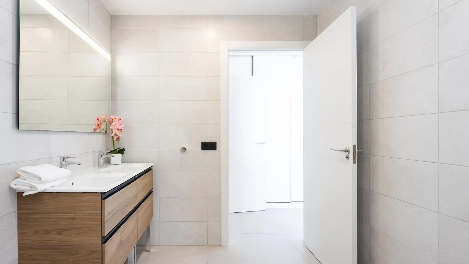 Vila Nuevo Gorvorana 3 - Piscina Privada, Bbq Realejo Bajo Prázdninový dům